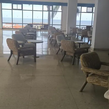 Atlantic El Tope מלון 4*