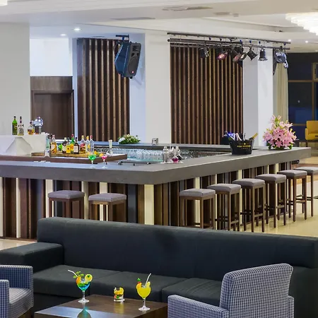 Atlantic El Tope Hotel