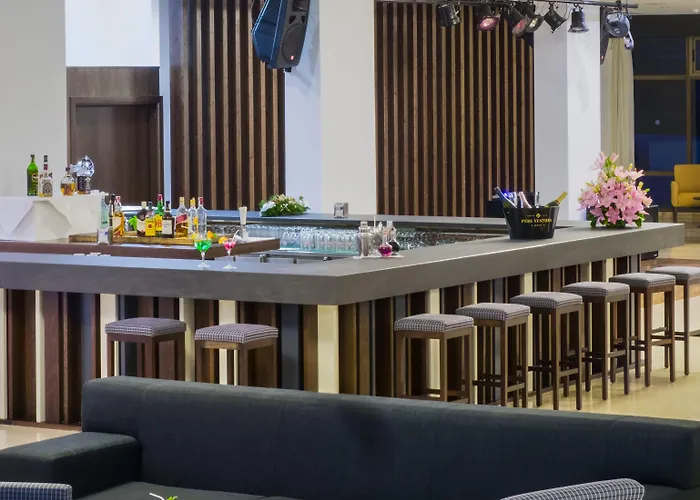 Atlantic El Tope Hotel