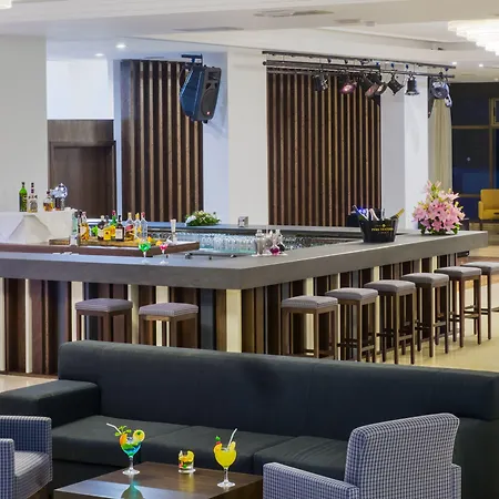 Atlantic El Tope Hotel